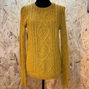 Old Navy Mustard Cable Knit Sweater Size S | Cozy Fall Chunky Pullover